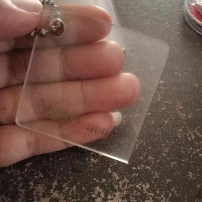 

Akrilik Lembaran 100X100 2Mm Bening