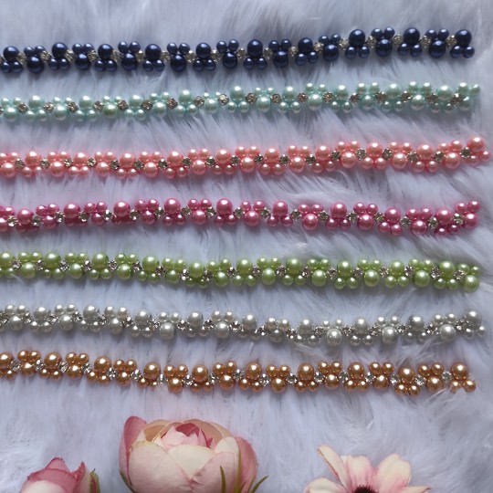 Rangkaian mutiara permata dan payet jahit