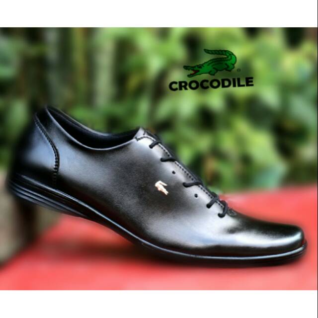 Sepatu Pria Pantofel Formal Sepatu Kerja Kulit Asli Berkualitas Model Tali Hitam