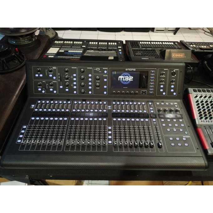 Midas M32 Live-Digital Mixer Audio + Hardcase Original