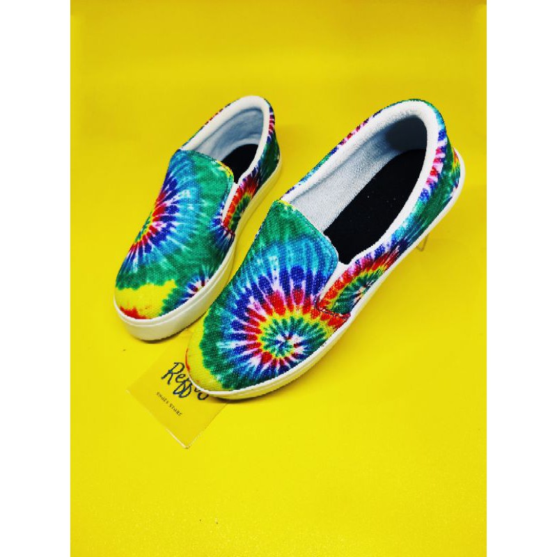 SEPATU WANITA SLIP ON TIE DYE VIRAL TRENDY 2020 MOTIF PELANGI UKURAN 36-40