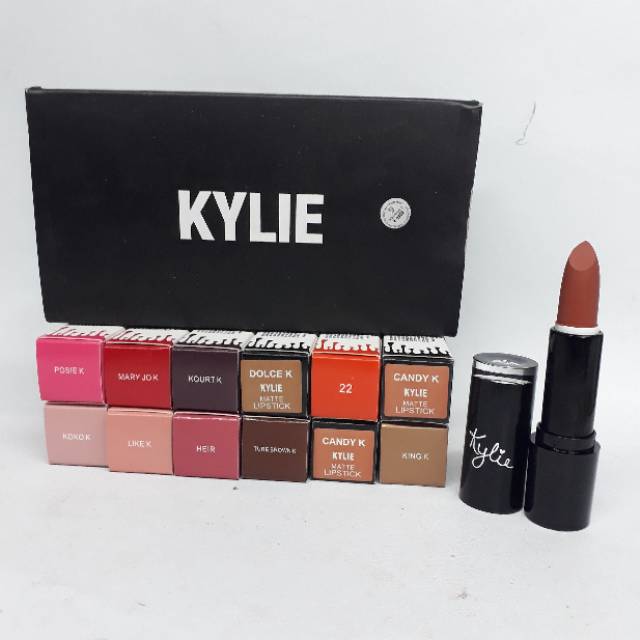 LIPSTICK KYLIE MATTE BOK HITAM / 120.