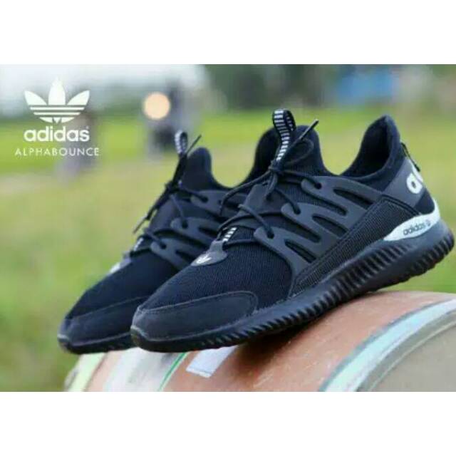 Adidas alphabounce