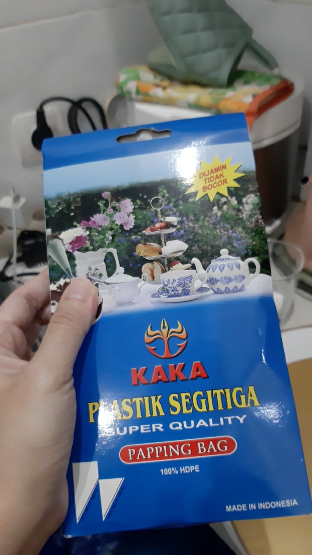 Plastik Segitiga Kaka Kecil ( 100 Pcs )