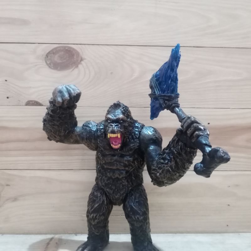 Jual recast king kong vs godzilla kong axe mezco battle axe Indonesia ...