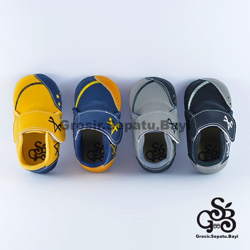 sepatu bayi baby shoes prewalker laki laki umur 2 - 14 bulan model casual A warna HITAM