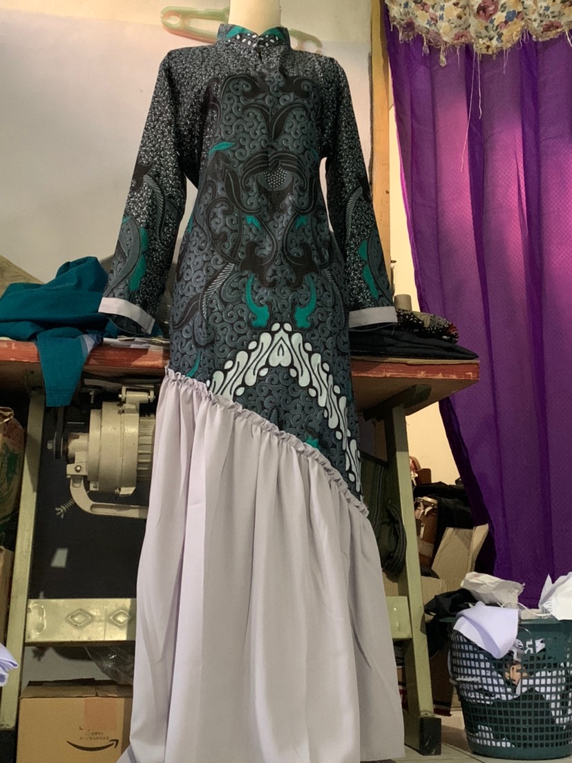 Couple Gamis Batik Keluarga Motif Parang Abu