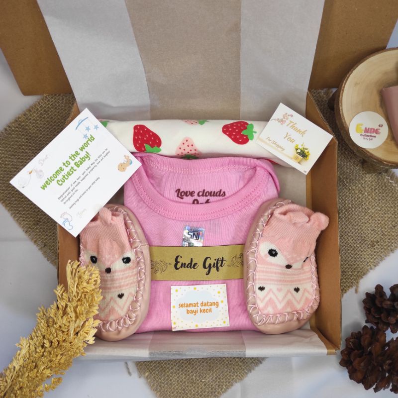 Gift Box Baby / Kado New Born / Kado Bayi/ Baju Bayi / Paket Hadiah Bayi / Hampers Baby Girl / Hampers Baby Boy (BISA COD)-Pink D
