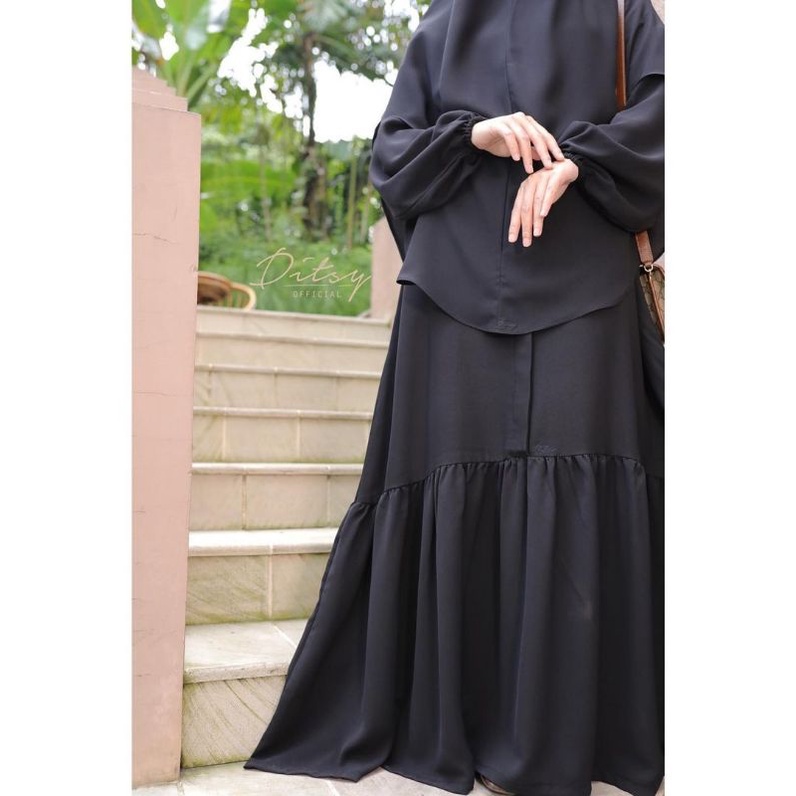 Ditsy Agustus 2022 little 7 ,XS Laira MZ dark olive Xs