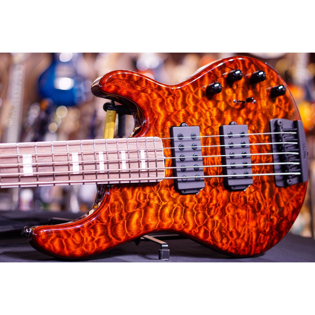 Ernie Ball Music Man BFR StingRay 5 - Giants Orange Quilt F85378