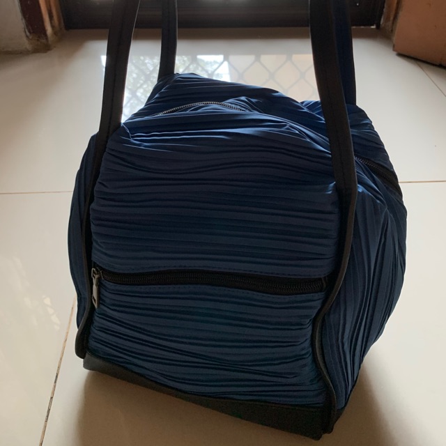 Preloved pleats bag (issey miyake lookalike)