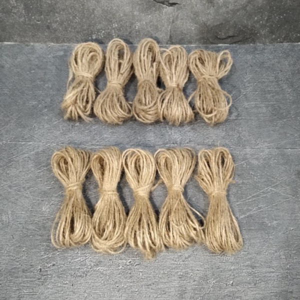 

Tali Rami Tali Goni 10m Tali Coklat Packing Produk 2 ply