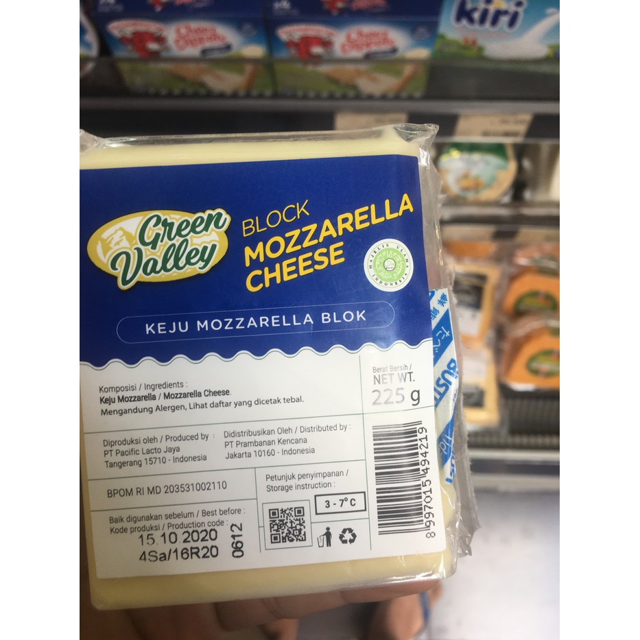 

Keju green valeey block mozzarella Cheese 225 gr