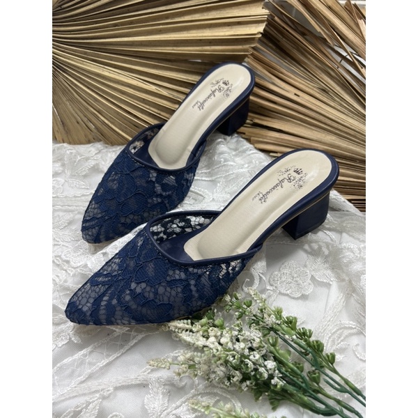 sepatu wanita seyla navy tinggi 5cm tahu