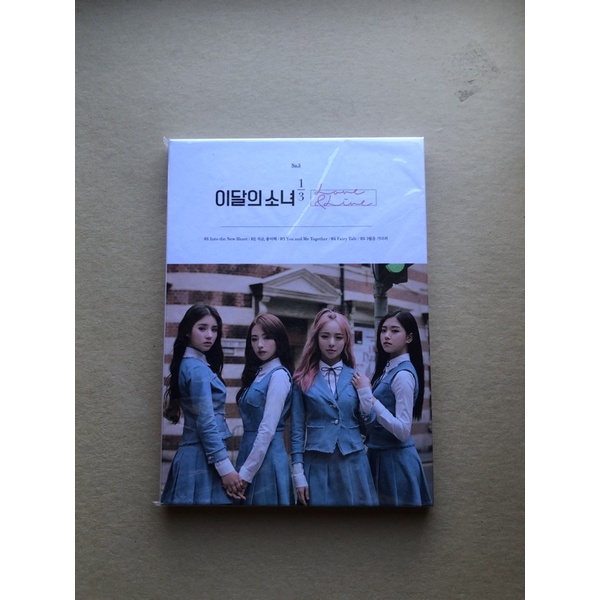 FOR SALE LOONA 1/3 LOVE AND LIVE ALBUM ONLY . LOONA ALBUM , LOONA PHOTOCARD