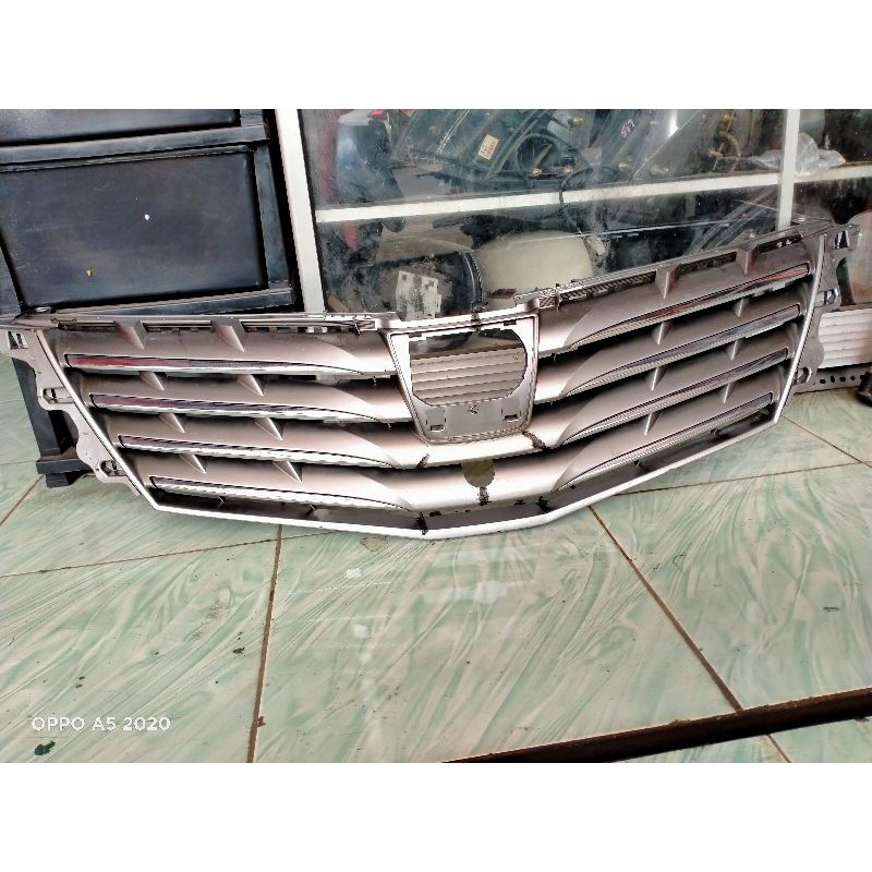 grill Toyota Alphard Vellfire tahun 2008