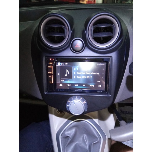 frame head unit Datsun go double din