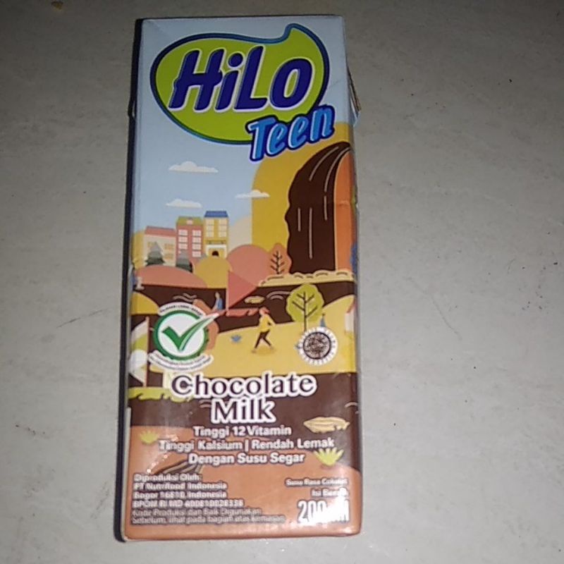 HILO TEEN Chocolate Milk 200ml exp November 2023