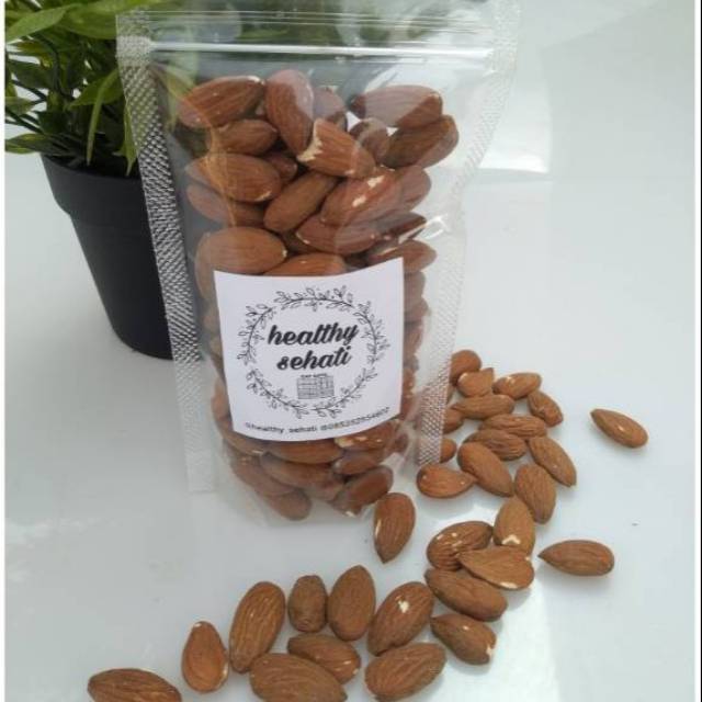 

Roasted Almond 100g / Almond Panggang 100g