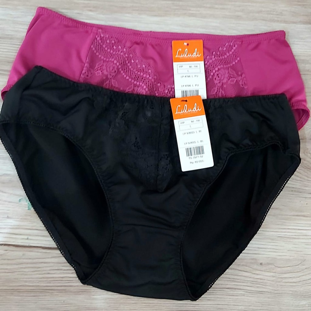 Luludi By Wacoal Midi Panty Lace / Celana Dalam Wanita