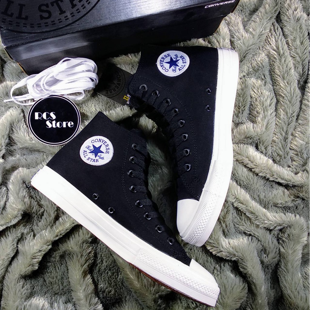 SEPATU CONVERSE CHUCK TAYLOR II HIGH BLACK WHITE PREMIUM BNIB FULL TAG MADE  IN VIETNAM | Shopee Indonesia