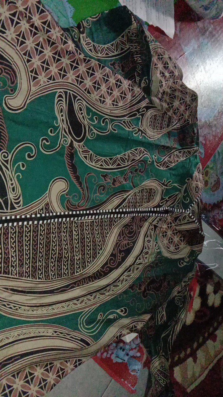 Couple Batik Seragam Kantor Motif Banyu Mili Baju Batik Couple Tradisional