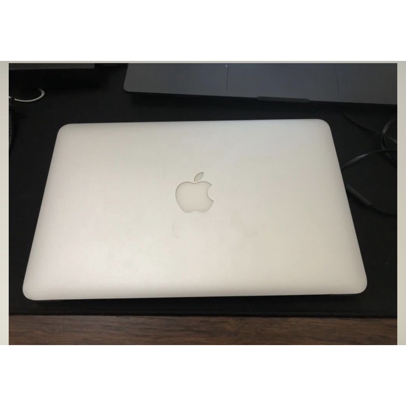 macbook air 11inch 2011