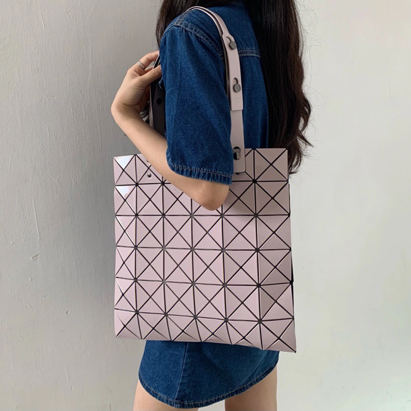 Issey Miyake with Anti-fake mark 6x6 tote bag classic shoulder bag 100%Original