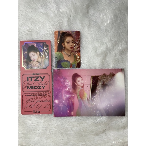Midzy 1st Generation Lia Set Itzy [BOOKED]
