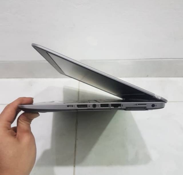 Laptop gen 6 HP ELITEBOOK 840 - CORE i5 RAM 8GB-SSD 256GB-MULUSS