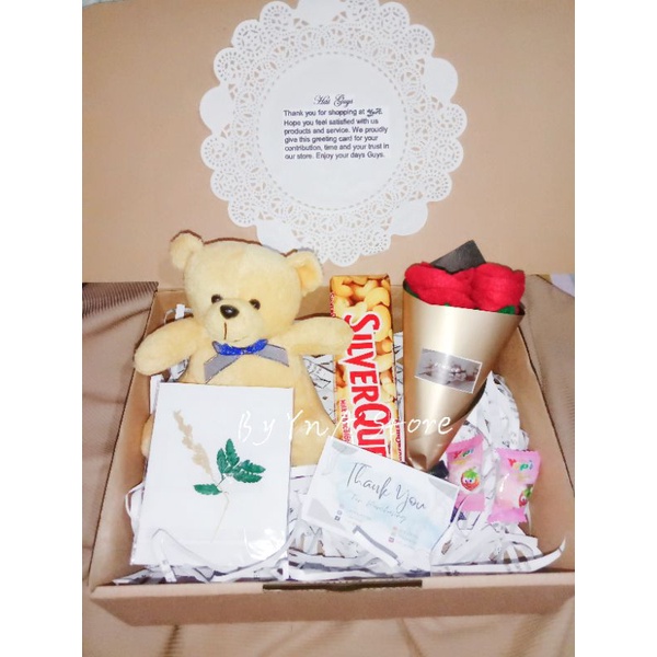 Hampers boneka /gift box boneka Silverqueen buket/gift cewek
