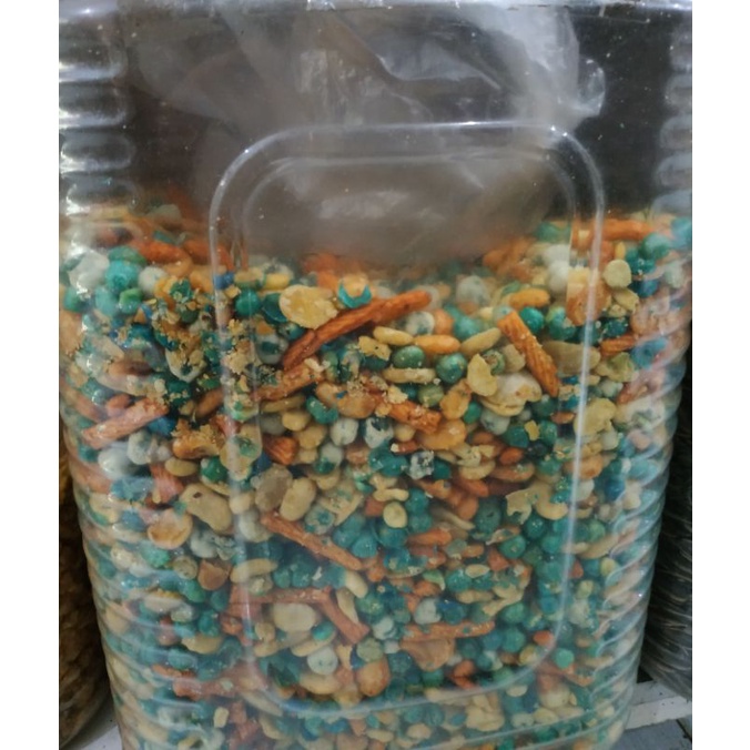

Kacang Campur