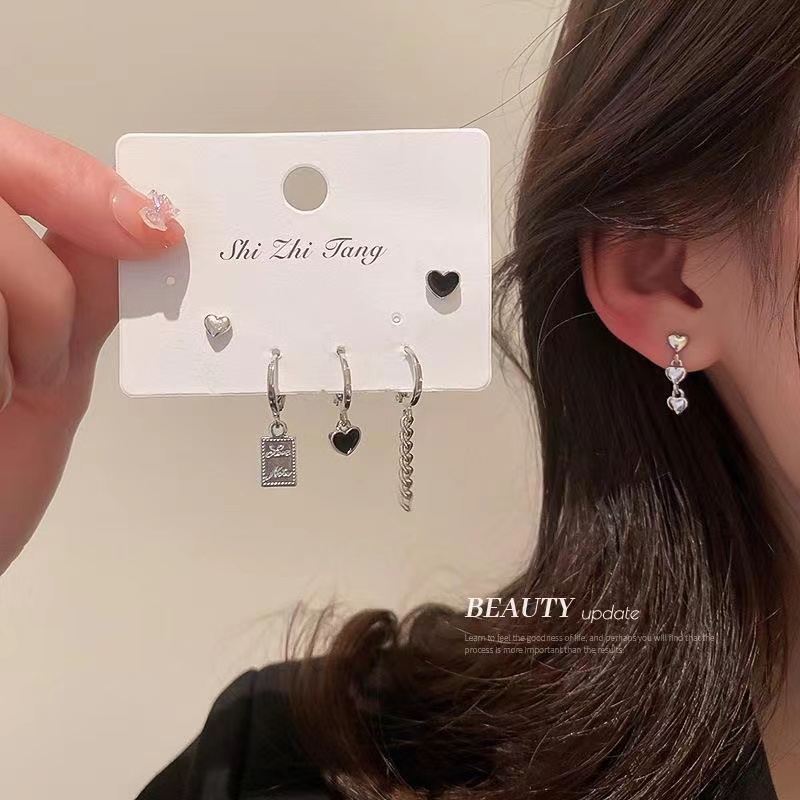 YEEZII Set Anting Stud Hias Liontin Mutiara Hati Beruang Rumbai Warna Hitam Emas Perak Gaya Retro Untuk Wanita