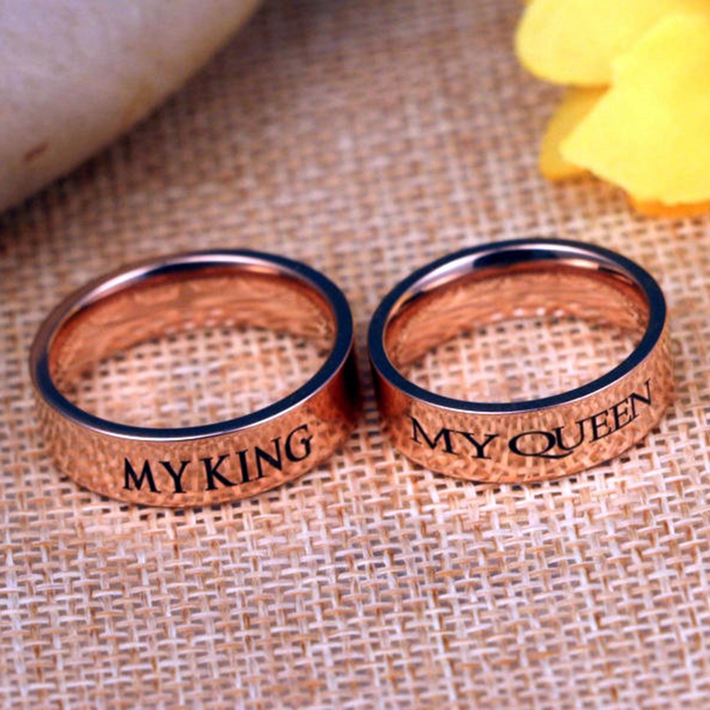 Hu Hu Hu Hu Hu Alat Bantu Pasang Kacamata♡ Cincin Pasangan Desain Tulisan MY KING MY QUEEN Untuk Hadiah Pernikahan