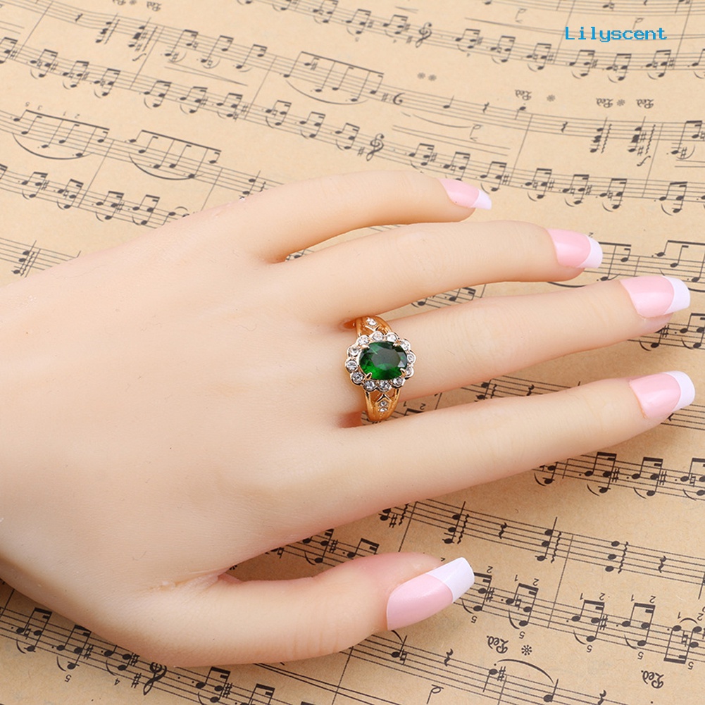 Ls Cincin Wanita Hias Emerald + Berlian Imitasi Gaya Vintage Untuk Pesta / Club / Hadiah