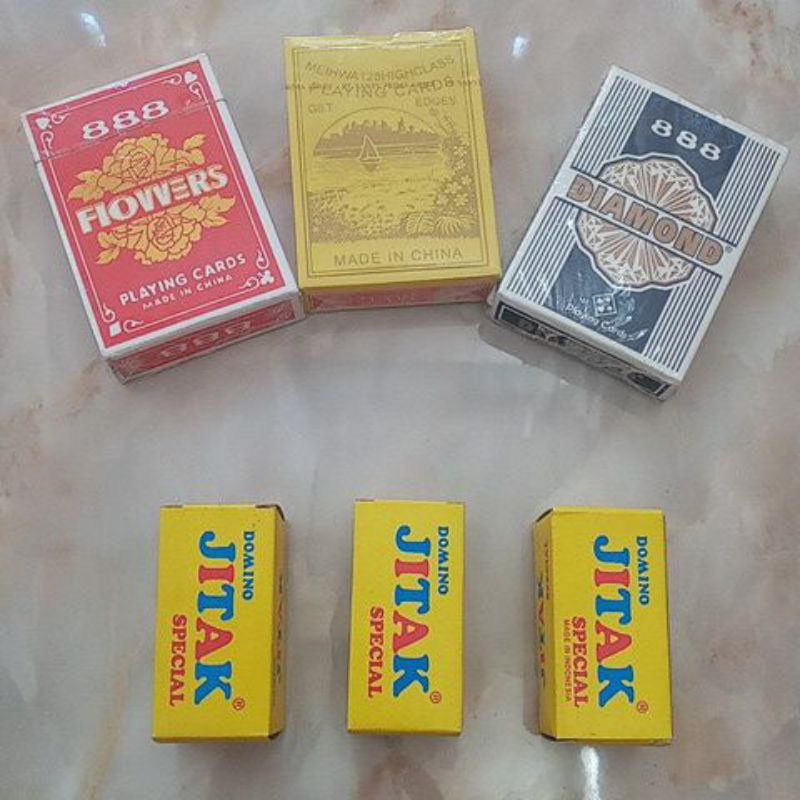 

Kartu Remi dan Domino