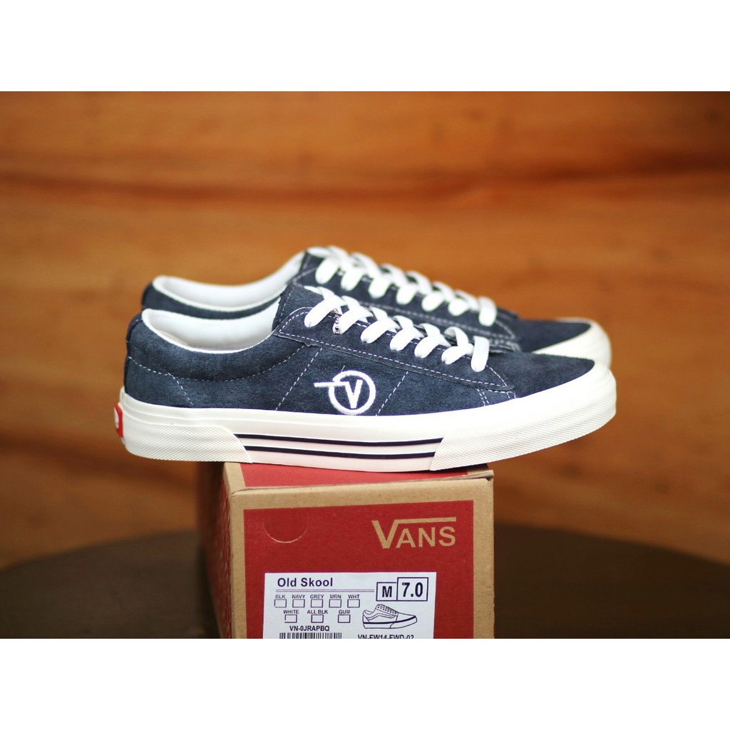 SEPATU SNEAKERS / SEPATU VANS_OLD SKOOL SADLE V GREY BNIB