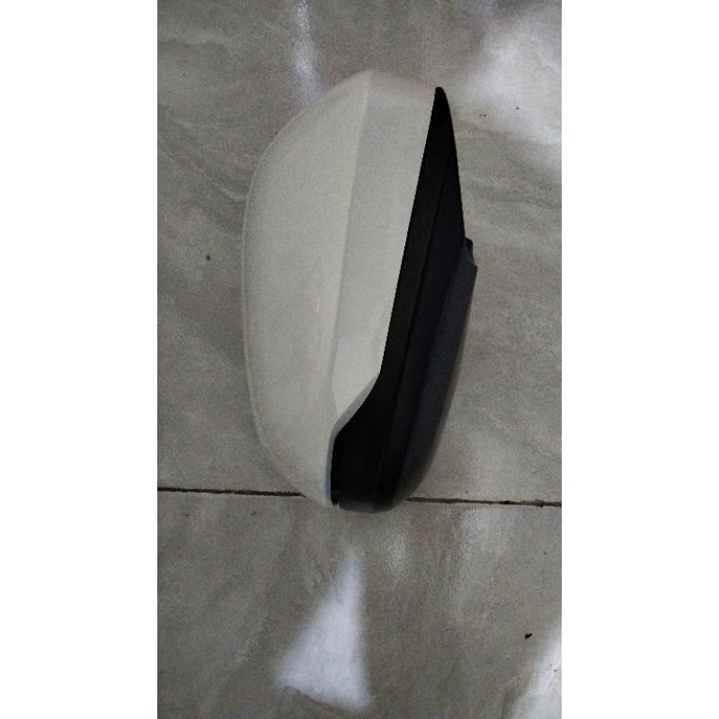 Cover spion atas +cover spion bawah Honda HRV original