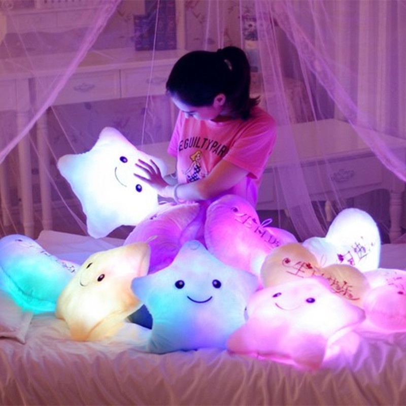 Boneka LED Bantal Nyala Mainan Import Bintang / Bantal Tidur / Hiasan Kamar Bahan Halus Dan Lembut Standar SNI