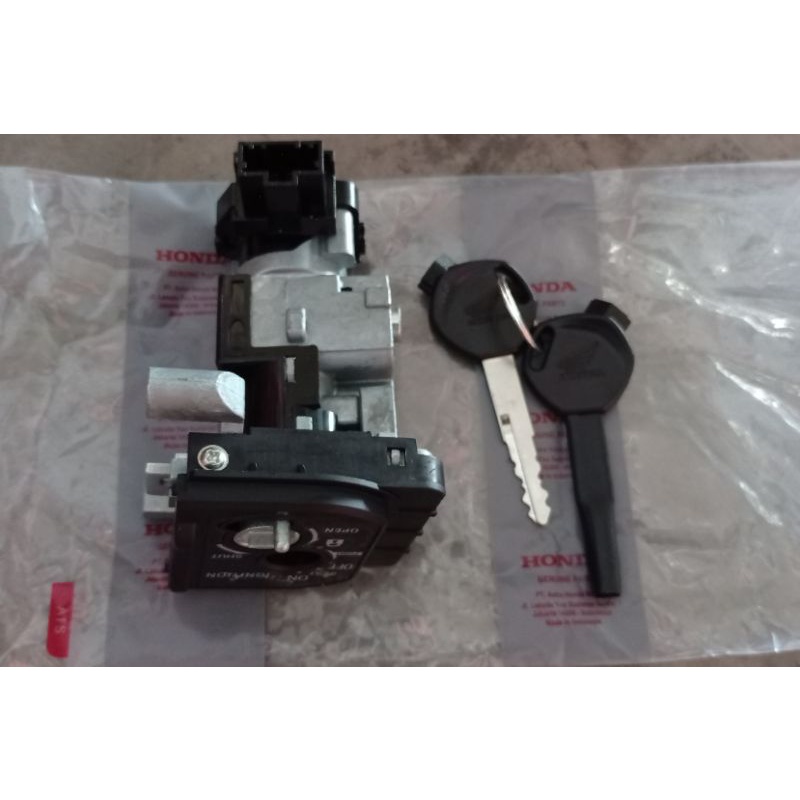 KUNCI KONTAK VARIO 125 KZR ORI AHM