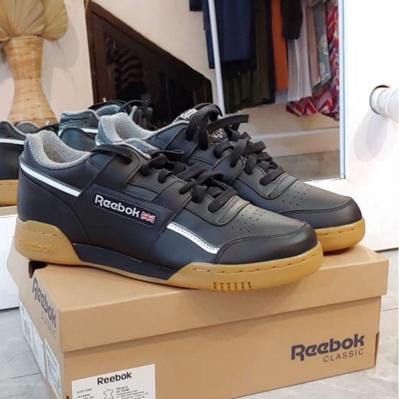 Sepatu Reebok Shoes Workout Plus MU Series Asli Resmi
