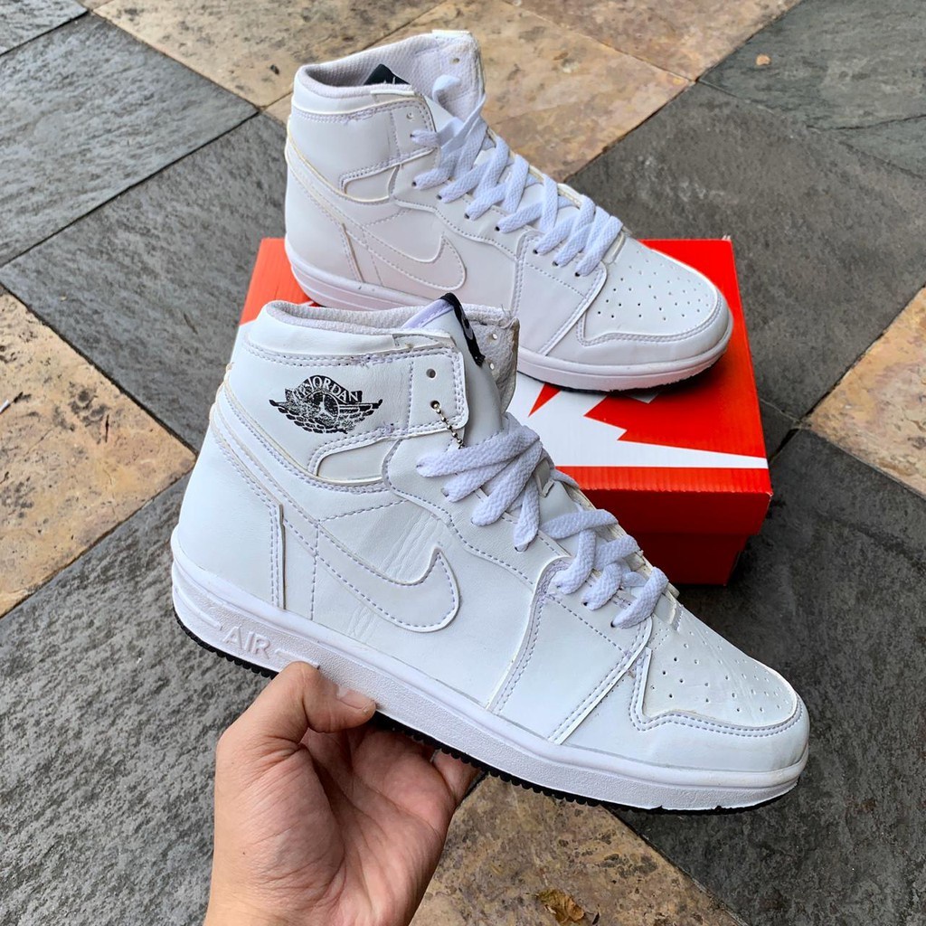 ORI SKECHERS GORUN 400 SPORT LACE UP WOMEN SEPATU WANITA ORIGINAL - PUTIH, 40 SHOPEE