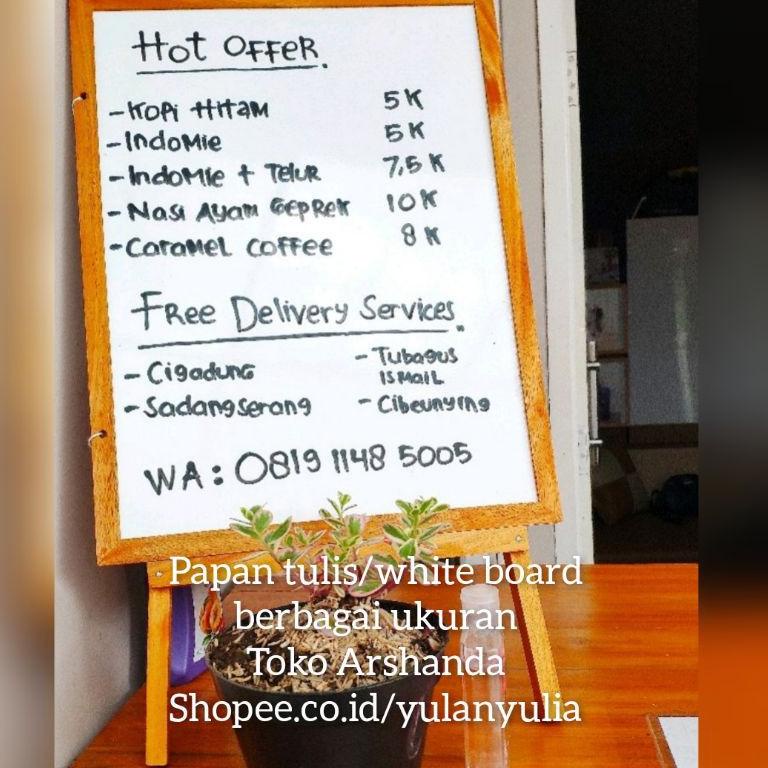

[PRODUK A88EQ] MENARIK Papan tulis 32x42 white board+ standing free spidol+penghapus+Tali . GZ7