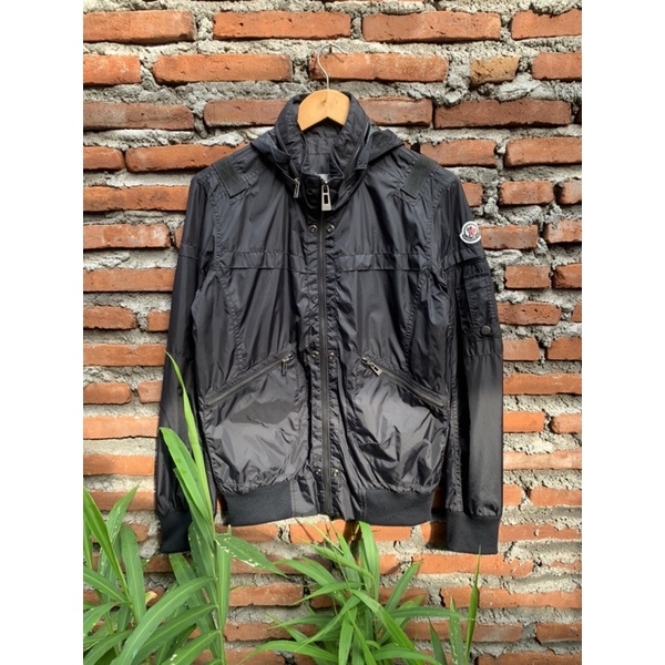 Jaket Moncler Jaket Original Jaket Import Jaket Pria Jaket Wanita Jaket keren Jaket Casual