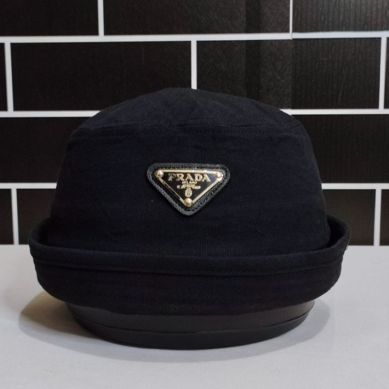 BUCKET HAT PRADA SECOND ORI