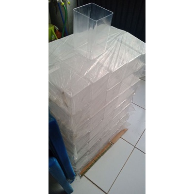 TOPLES SOLITER PAXTON AKRILIK IKAN CUPANG 2 LITER BEKAS