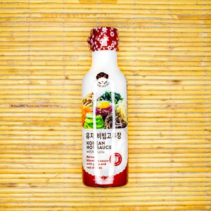 

KOREAN BIBIMBAP SAUCE WITH YUZU AJUMMA REPUBLIC - 335G