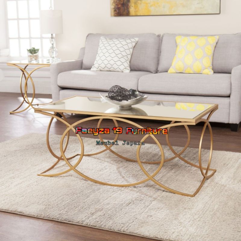 Meja Tamu Kaca Rangka Besi Swistien