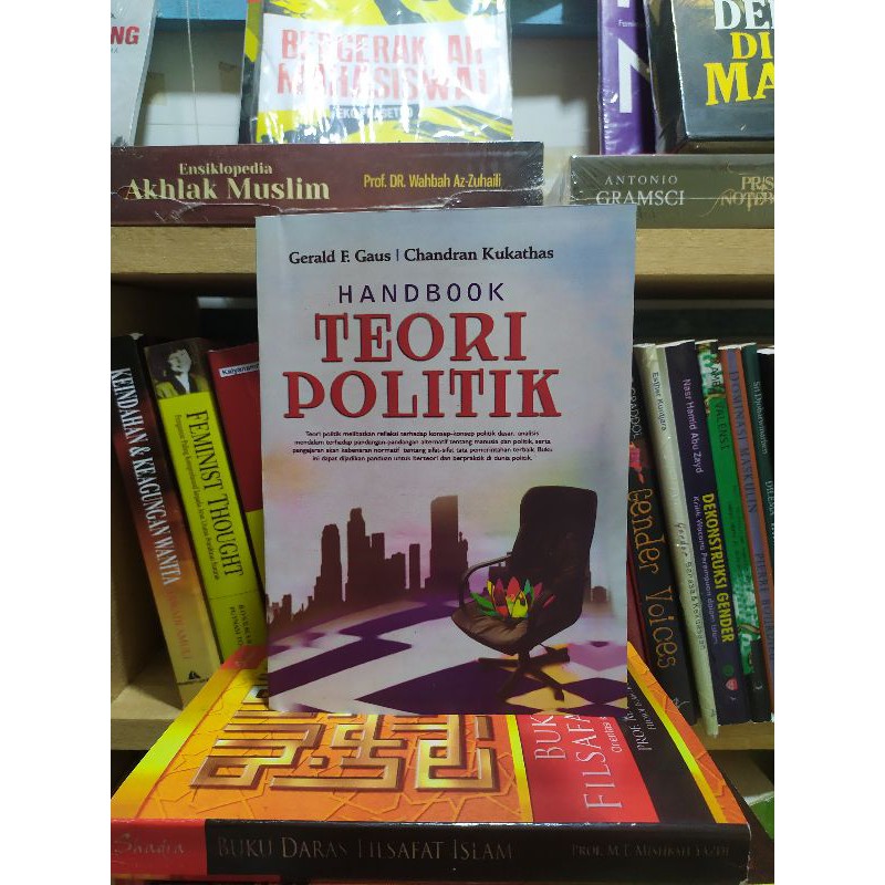 

handbook teori politik