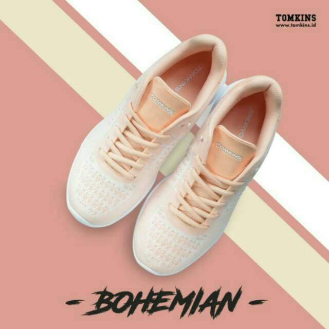 Sepatu Tomkins BOHEMIAN putih salem untuk wanita ukuran 36 Sepatu Tomkins BOHEMIAN putih salem untuk wanita ukuran 36